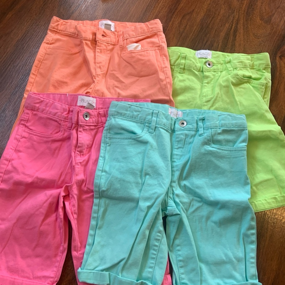 Children’s Place, girls Bermuda Shorts, NEW. Size 8